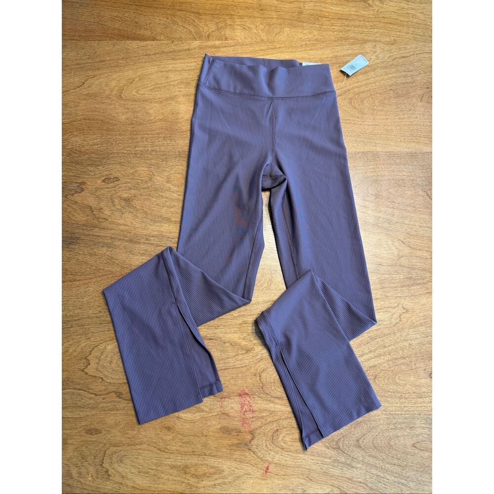 NWT Old Navy Women's Extra High-Rise Powersoft Rib Split Flare Leggings Navy XS